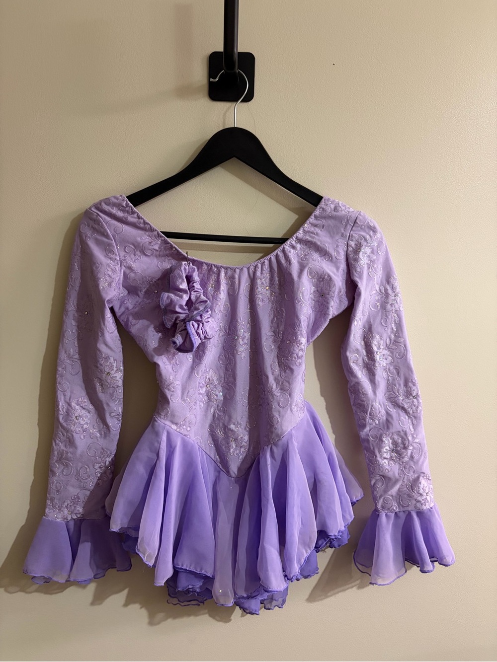 Lilac Long-Sleeve Girls' Dance Dress with Chiffon Skirt